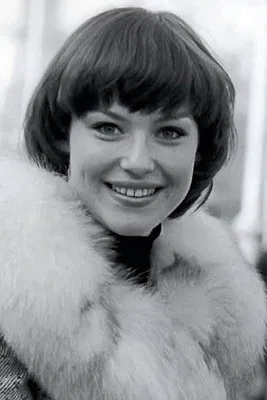 Irina Ponarovskaya profile