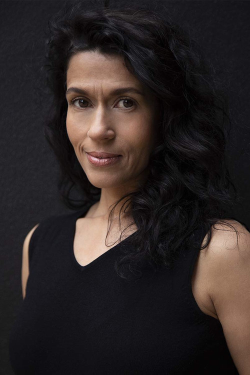 Lavínia Moreira profile