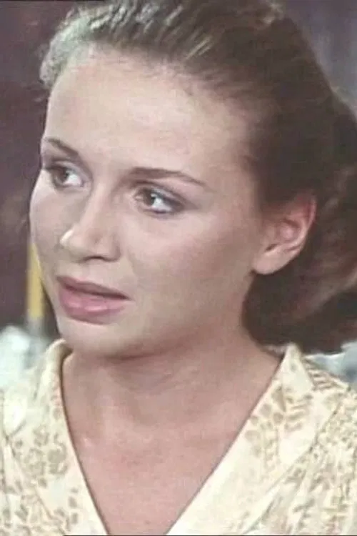 Alix de Konopka profile