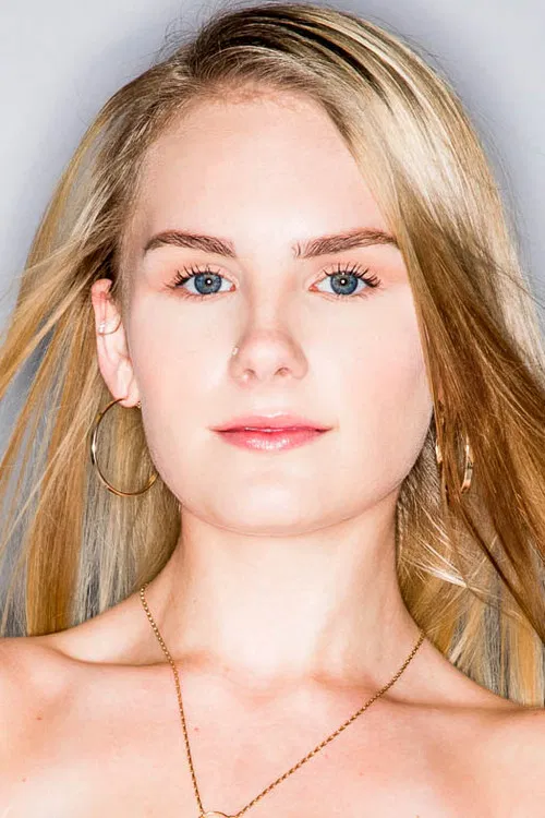 Natalie Knight profile