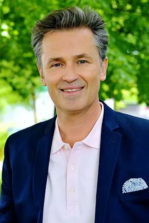 Timothy Peach profile