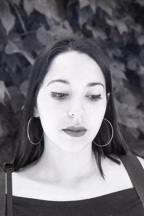 Abril Cortés profile