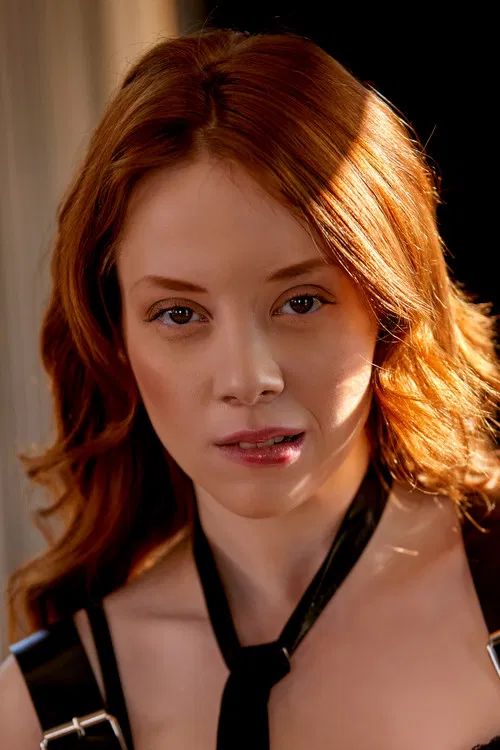 Lottie Magne profile