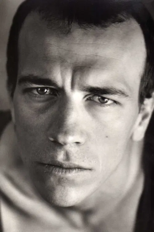 Lorenzo Gleijeses profile