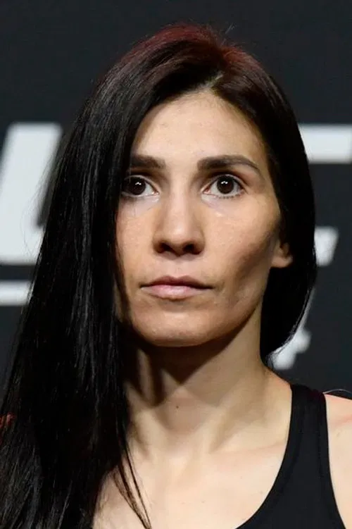 Irene Aldana profile