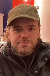 Louis Thomas profile