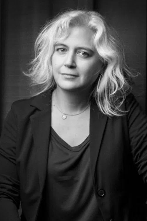 Nadine Voullième profile