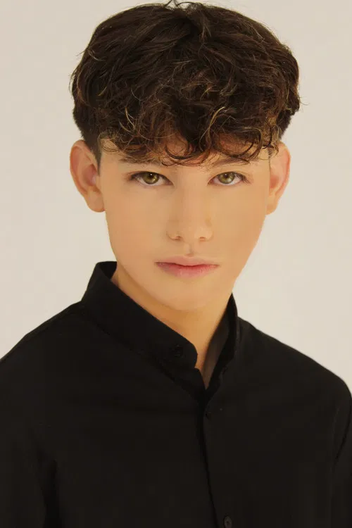 Ari Diazleal profile