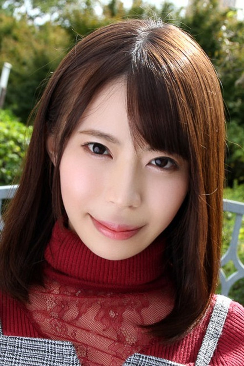 Risa Mochizuki profile