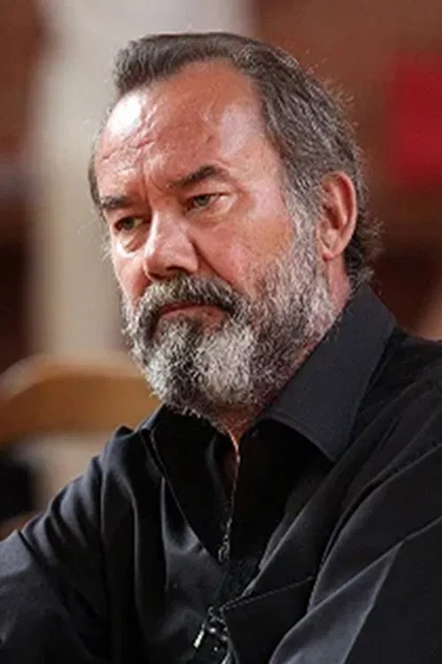 Giannis Karatzogiannis profile