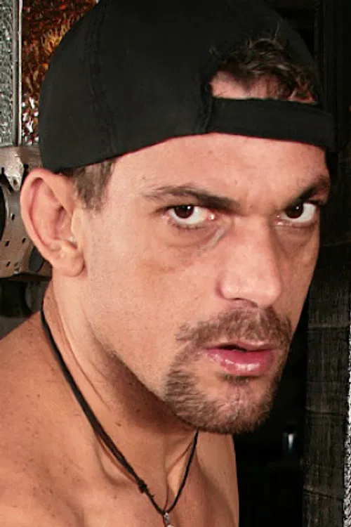 Talles Wells profile