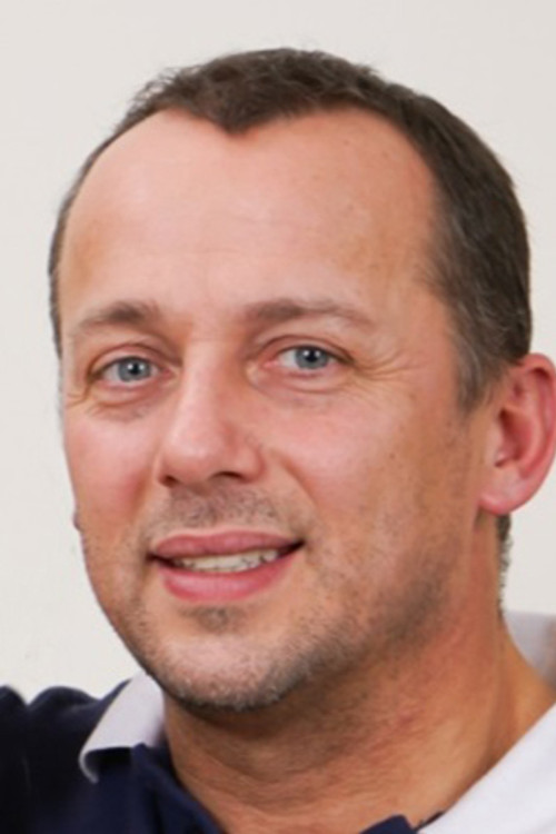 Dominic Ross profile