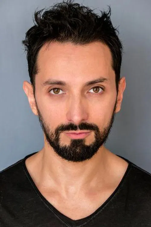 Sergio Solís profile