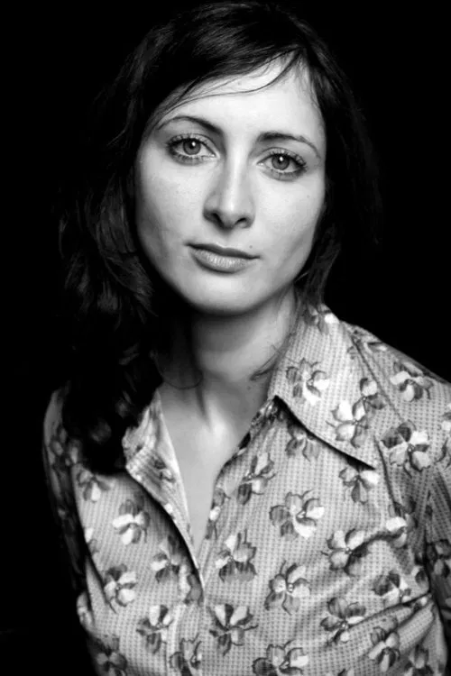 Ève Chems de Brouwer profile