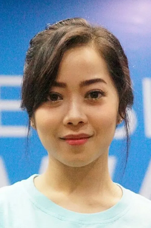 Karina Salim profile