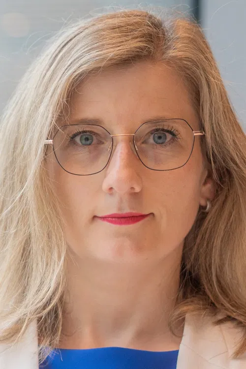 Kristine Lütke profile