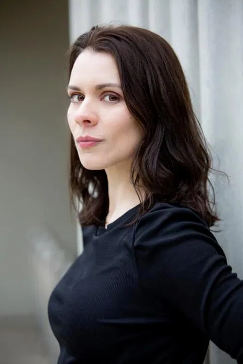 Sian Abrahams profile