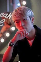 Runn Tiyakorn profile