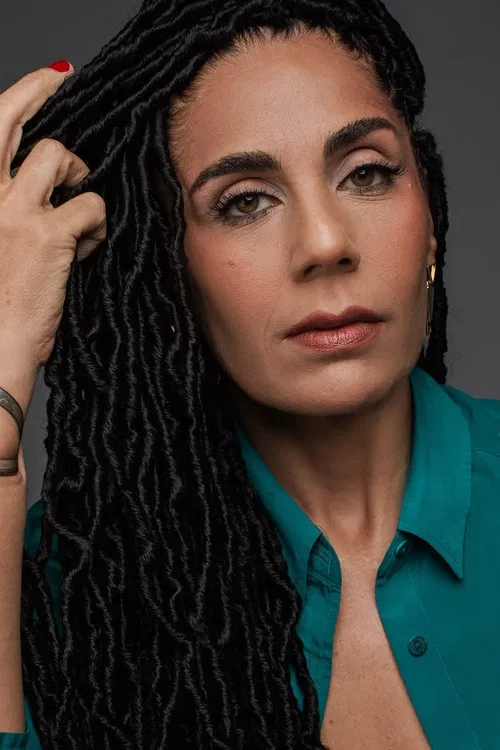 Luciana Lyra profile