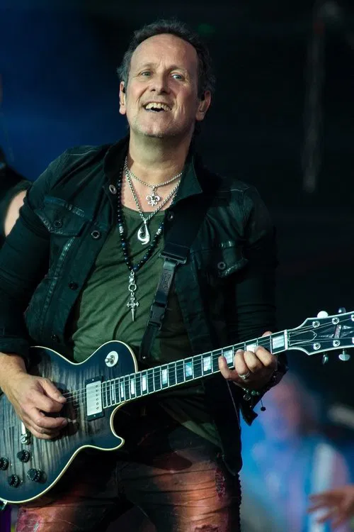 Vivian Campbell profile