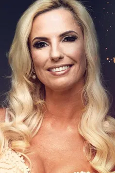 Christall Kay profile