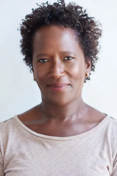 Victoria Thomas profile