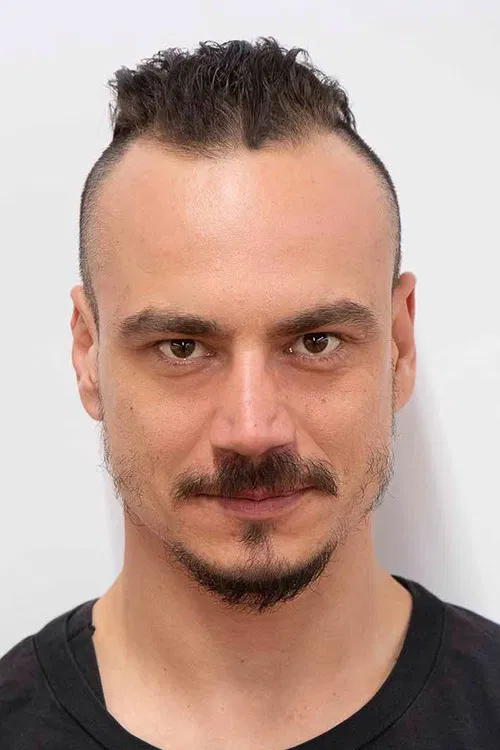 Ulaş Akşit profile