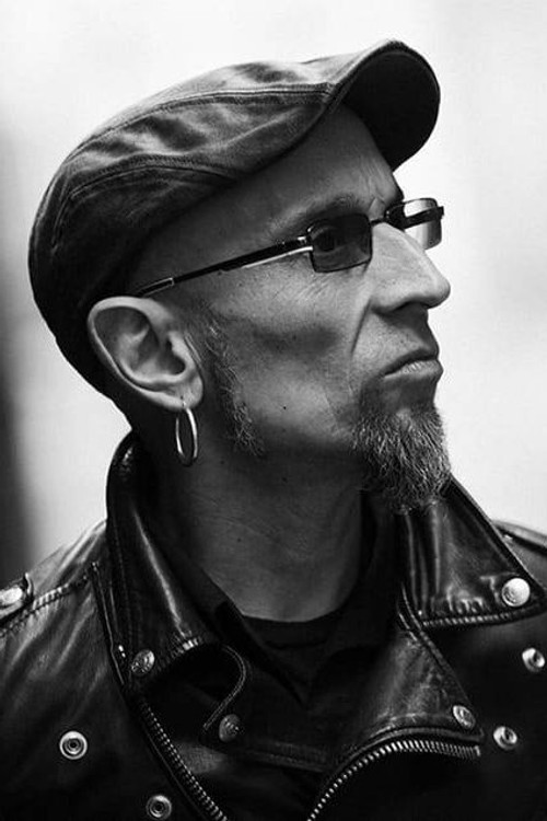 Fito Cabrales profile