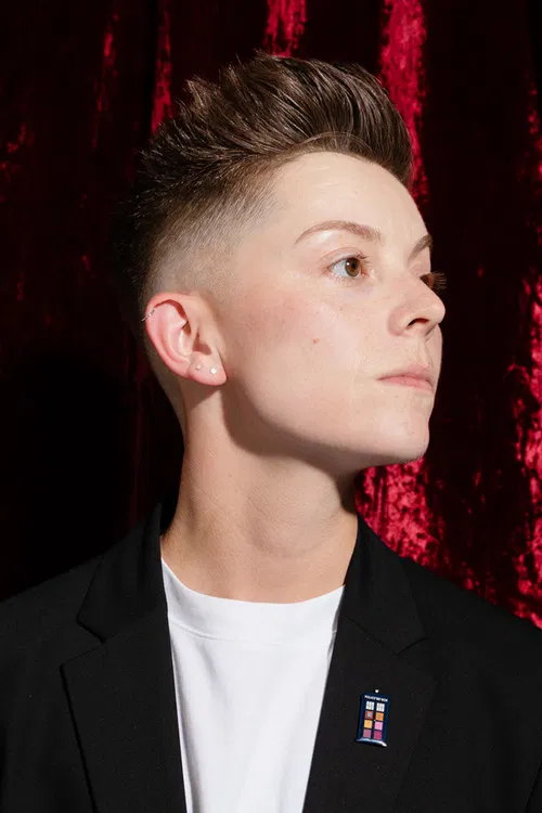 Christel Dee profile