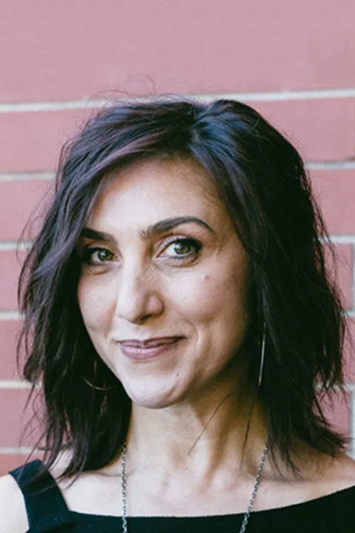 Elena Carapetis profile