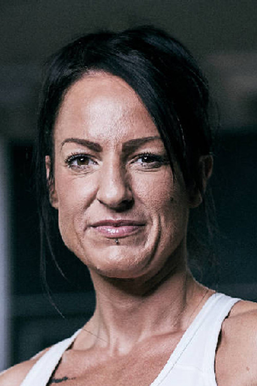 Bec Connolly profile