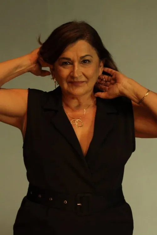 Ana Lucia Serrou profile