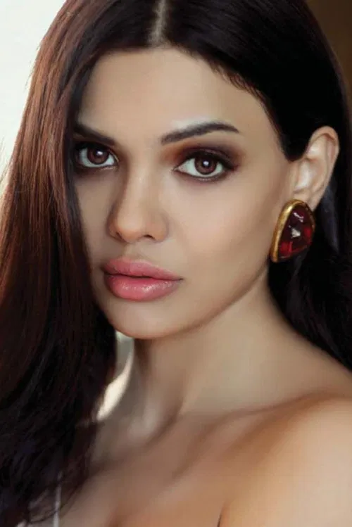 Sara Loren profile