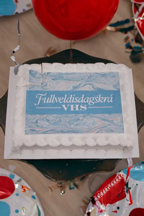 Fullveldisdagskrá VHS poster