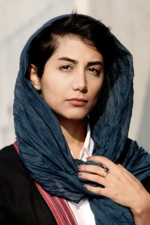Azadeh Navai profile
