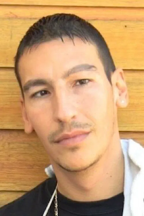 Fred Sneaker profile