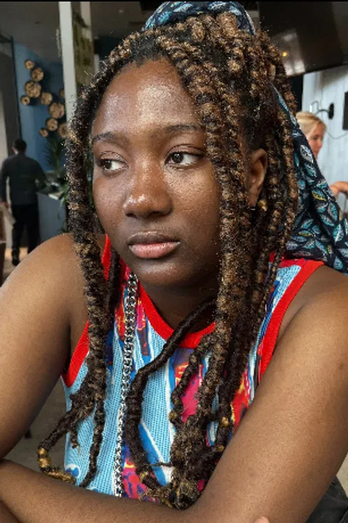 Izzy Aghahowa profile