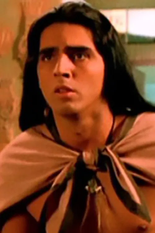 Milton Cortés profile