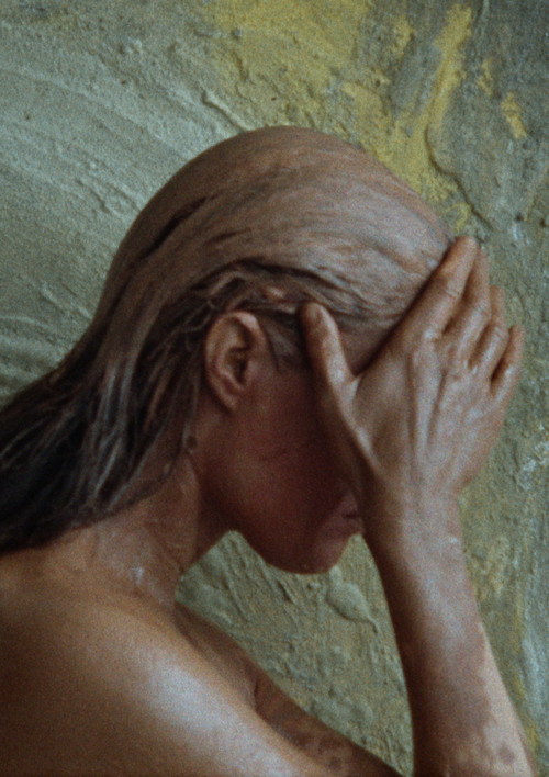 Voy dejando huellas en la tierra que me vió nacer poster