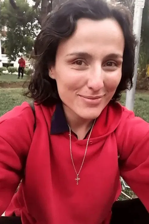 Alejandra Oviedo profile