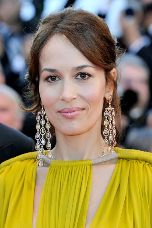 Dolores Chaplin profile