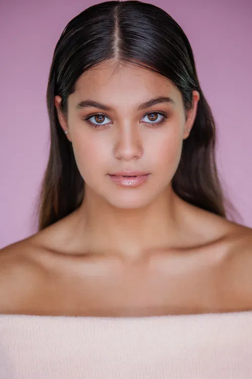 Alexa Curtis profile