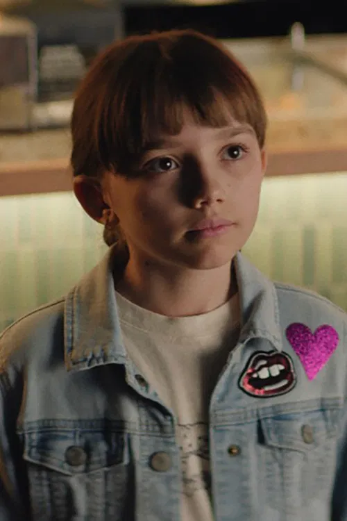 Zumi Edgerton profile