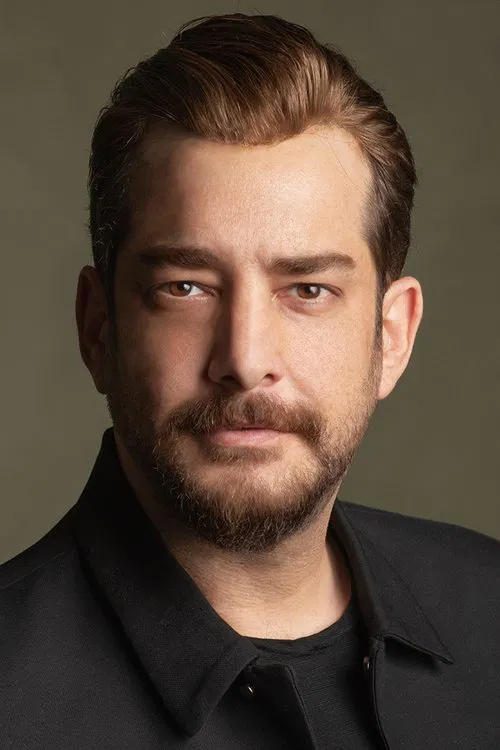 Enis Arıkan profile