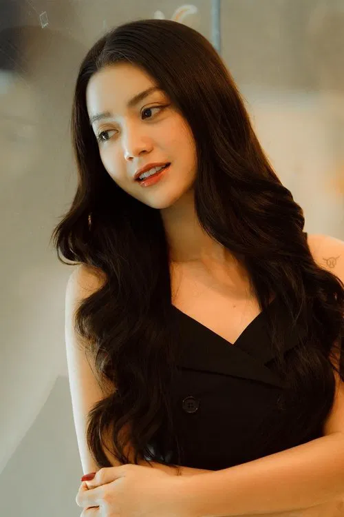 Khin Wint Wah profile