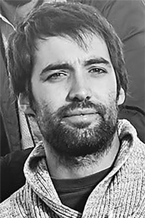 Carlitos Pérez profile