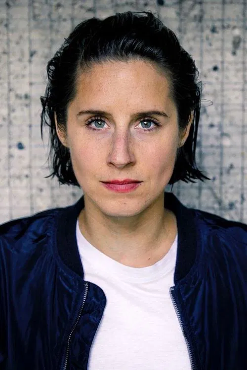 Amelie Kiefer profile