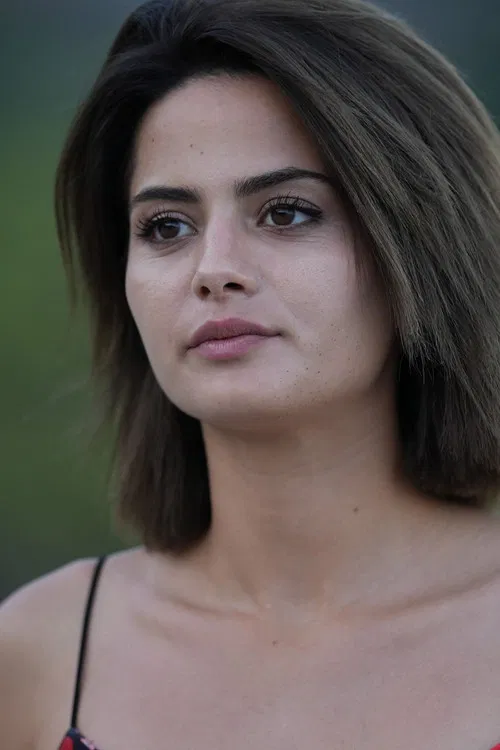 Elif Doğan profile