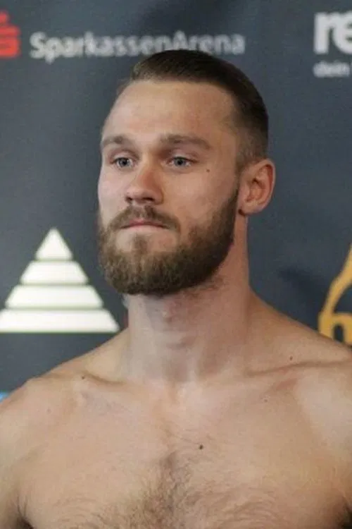 Niklas Stolze profile