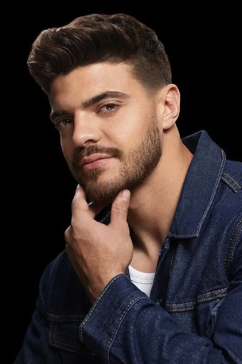 Romain Ntamack profile